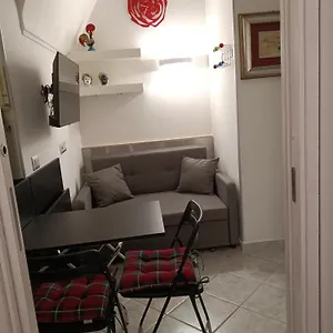  Appartamento La Residenza Chiaia Short Let Monolocale Standard Italia